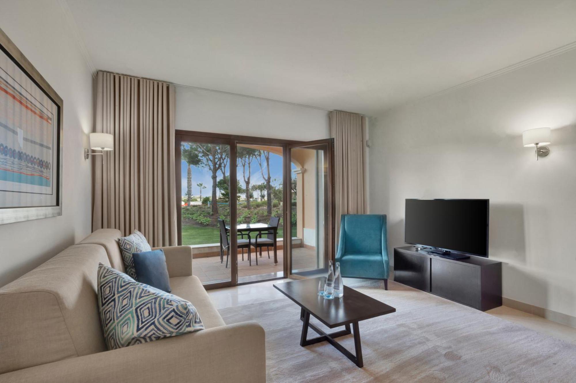 Cascade Wellness Resort Lagos Buitenkant foto Living room